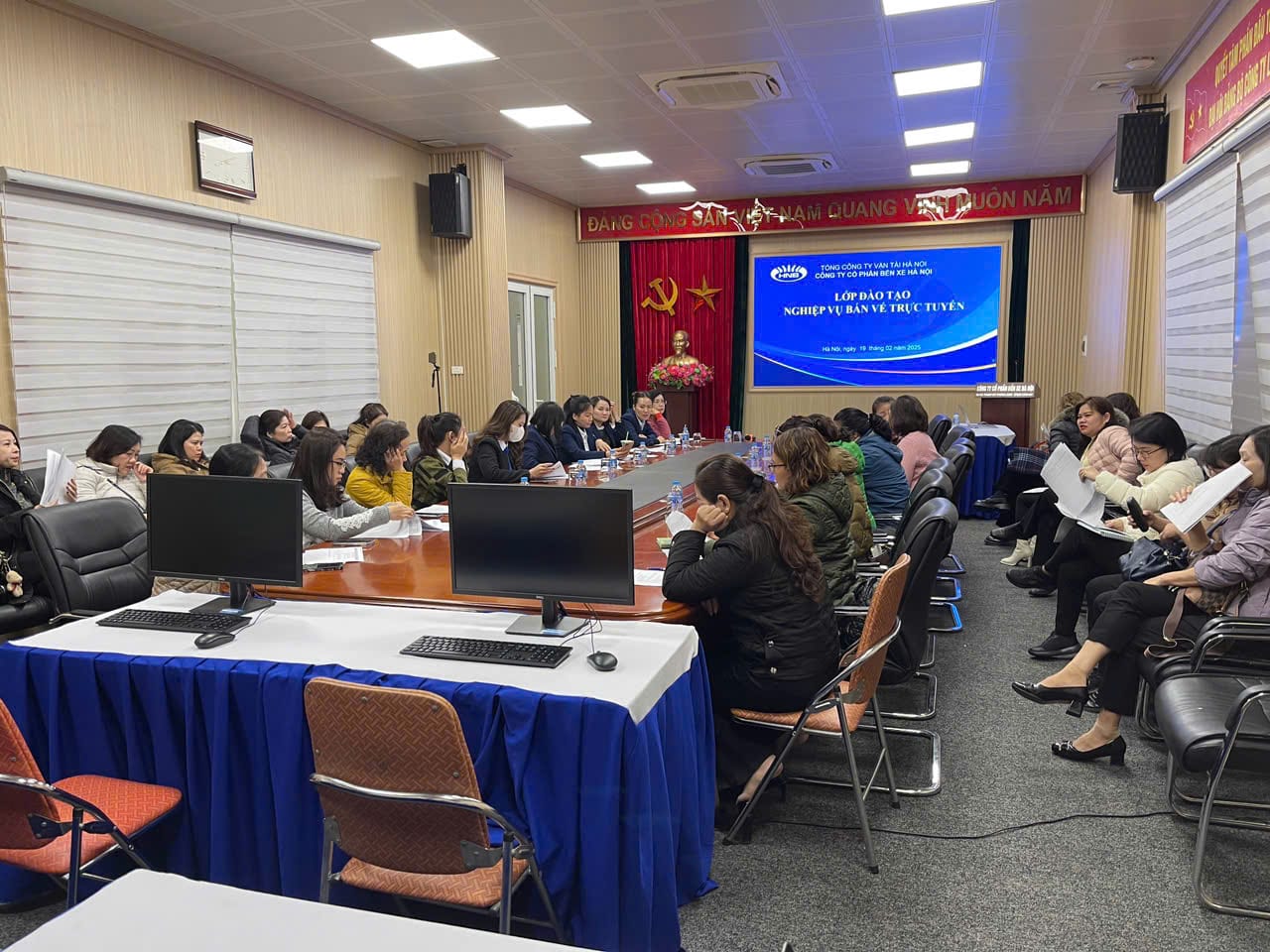 Dịch vụ trung chuyển hành khách - AN VUI